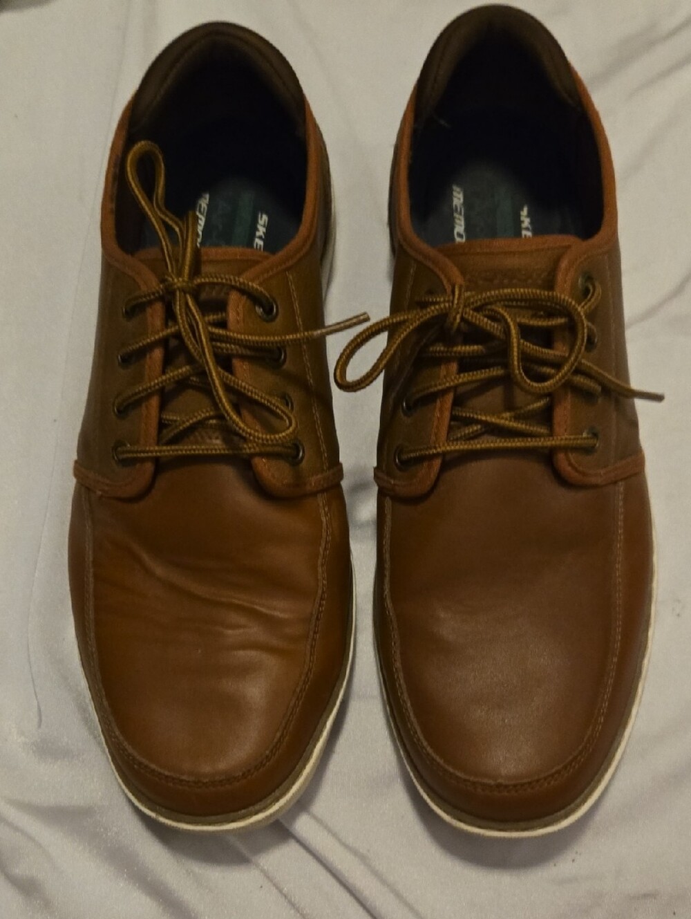 Skechers Classic Fit Men’s Brown Leather Lace Shoes Sz 12 Air Cooled Memory Foam